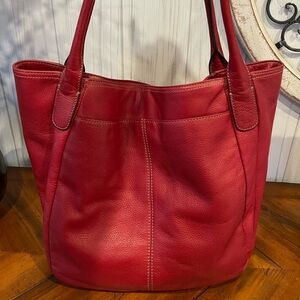 Tiganello red soft pliable leather shoulder purse! Large
